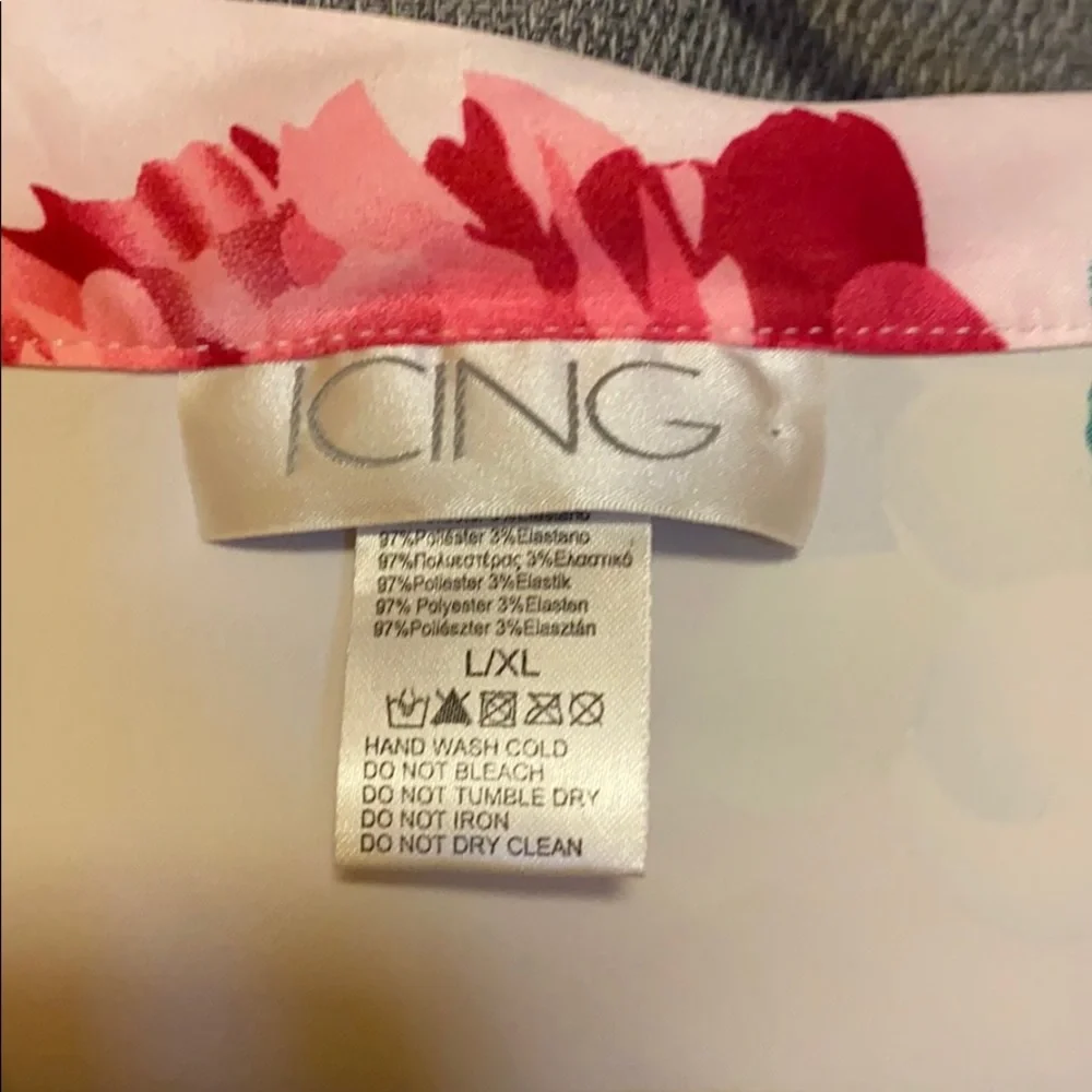 Icing Silk Robe - Picture 2 of 4